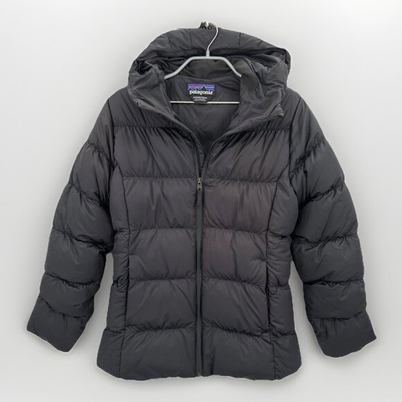 Patagonia Downtown Jacket in Black size S Women's Full Zip Insulated Down Fill - Picture 1 of 10
